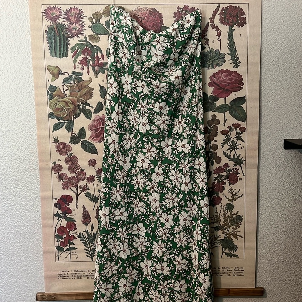 Floral Tube Dress - Picture 4 of 7